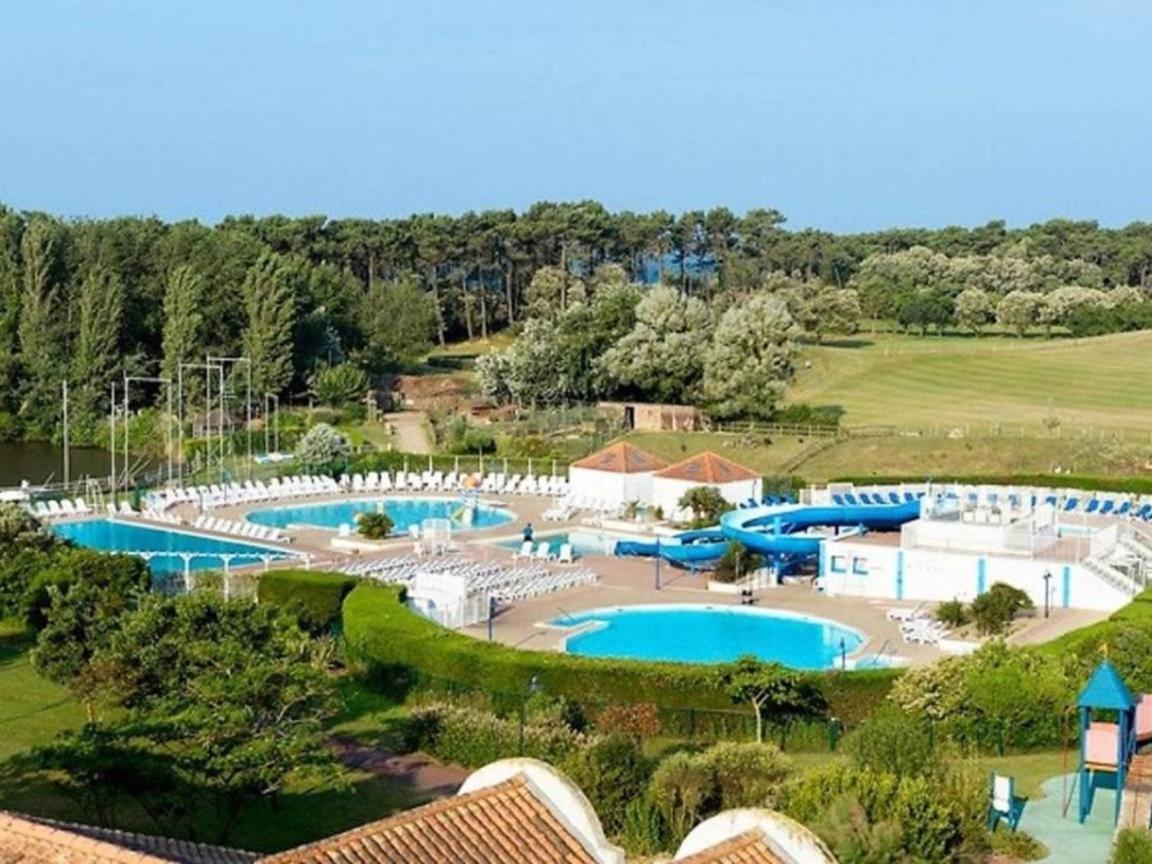 Figure De Proue, Les Sables D Olonne, Port Bourgenay, Talmont Saint Hilaire Apartment Exterior foto