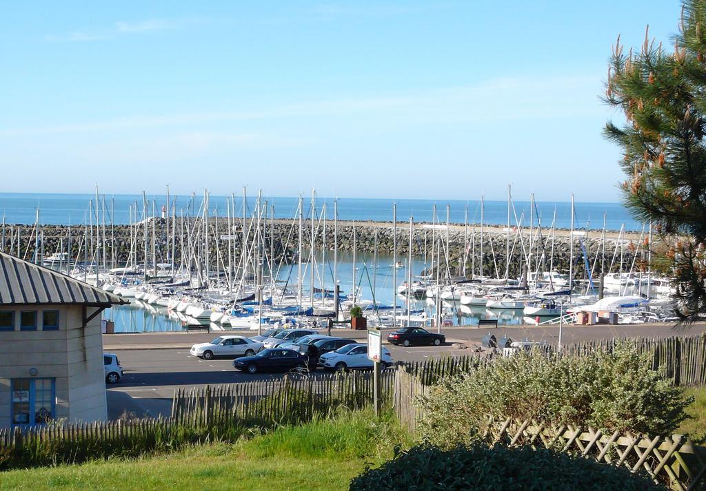 Figure De Proue, Les Sables D Olonne, Port Bourgenay, Talmont Saint Hilaire Apartment Cameră foto